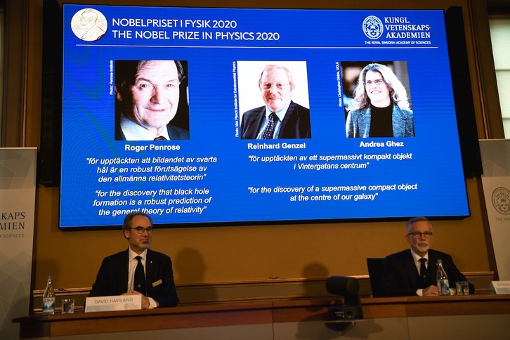 La Academia de Ciencias de Suecia ha anunciado los ganadores del Premio Nobel de Física 2020. (Fredrik SANDBERG /AFP)