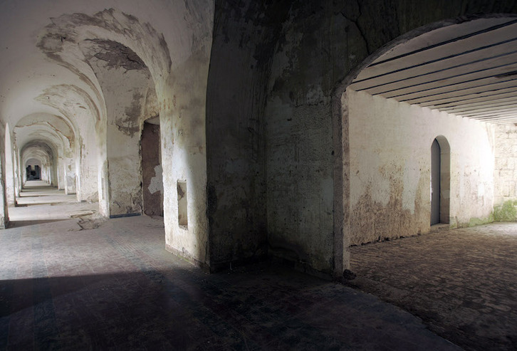 Interior del fuerte de San Cristóbal en el monte Ezkaba. 