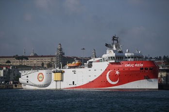  El barco de exploración sísmica Oruc Reis, en Estambul. (Ozan KOSE/AFP) 