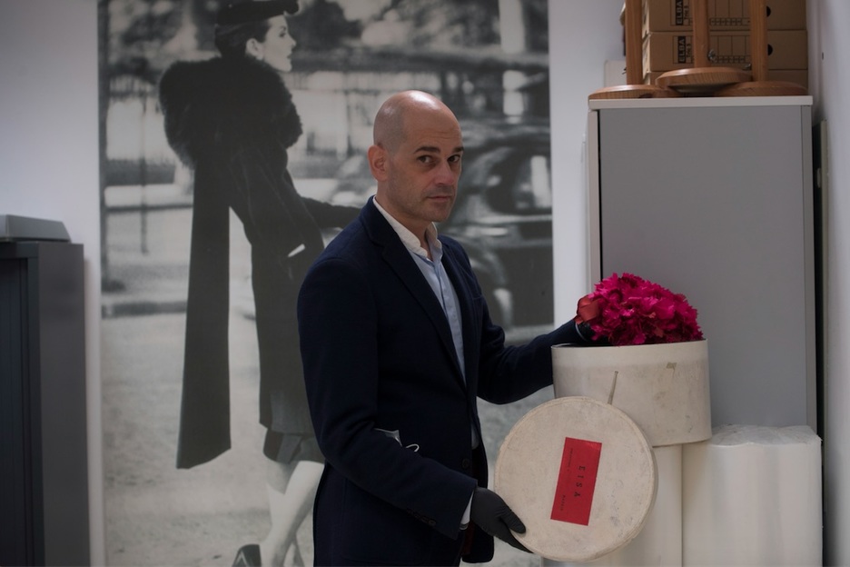 Igor Uria (Gasteiz, 1972) es el jefe de Colecciones del Museo Balenciaga y responsable del departamento de Restauración y Conservación. (Juan Carlos RUIZ I FOKU)