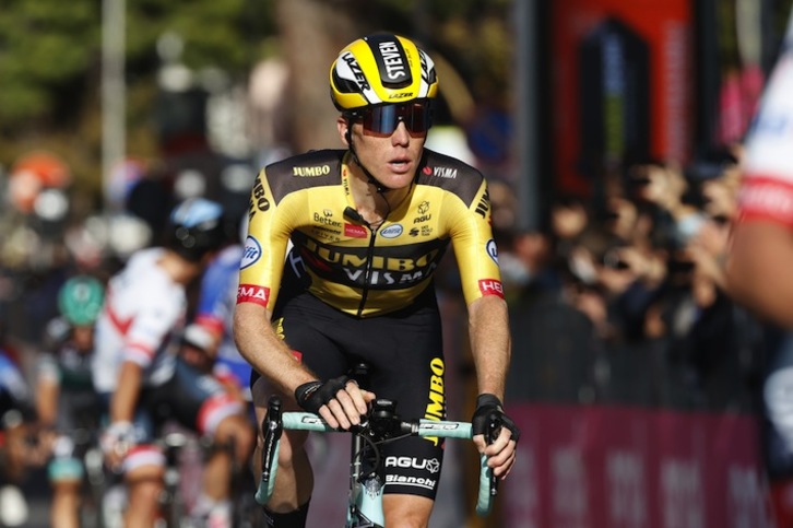 Steven Kruijswijk, tercero en el Tour de 2019, otro favorito que deja la carrera (Luca BETTINI / AFP)