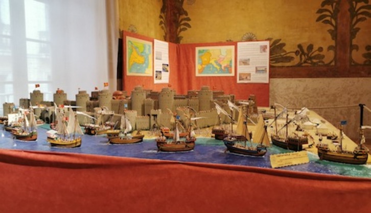 Diorama que recrea el ataque cristiano a Constantinopla en 1204. (AYUNTAMIENTO DE IRUÑEA)