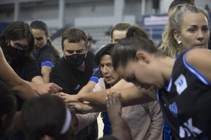 Azu Muguruza quiere ver que su equipo sigue trabajando unido y peleando por cada victoria. (Juan Carlos RUIZ / FOKU)