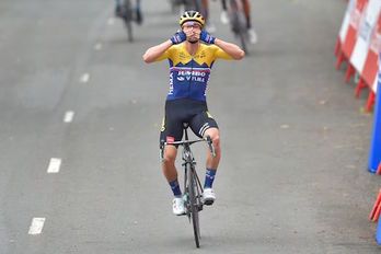 Roglic ha sido el más potente del grupo cabecero que ha ascendido Arrate. (Ander GILLENEA/AFP)