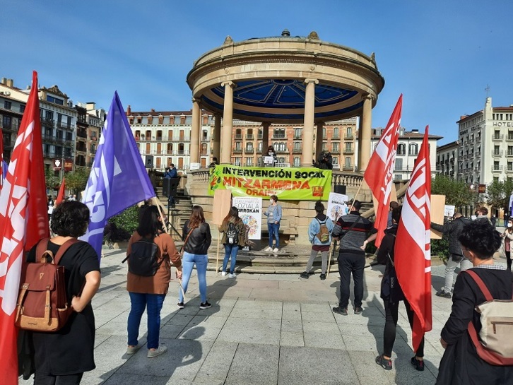 El acto final de la manifestación ha tenido lugar en la Plaza del Castillo de Iruñea. (@LABsindikatua)