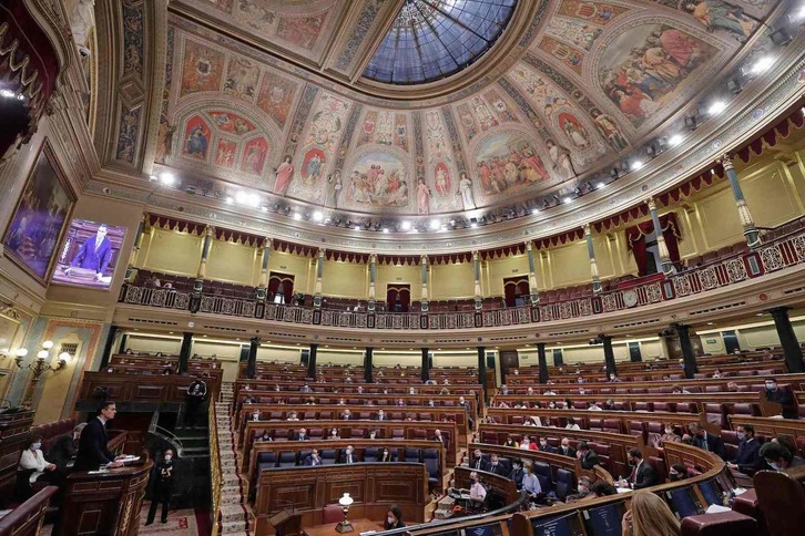 El Pleno del Congreso español votará este jueves la prórroga del estado de alarma. (Manu FERNANDEZ/AFP)