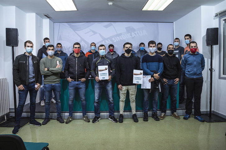 Baikoko pilotari taldea greba iragaratzeko emandako prentsaurerkoan. (Aritz LOIOLA/FOKU)