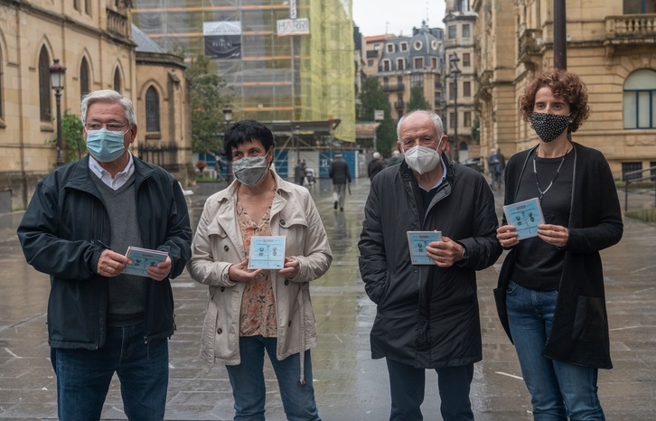 Pamielak ‘Hitzak hots’ lan berria aurkeztu du gaur Donostian. (Andoni CANELLADA I FOKU))