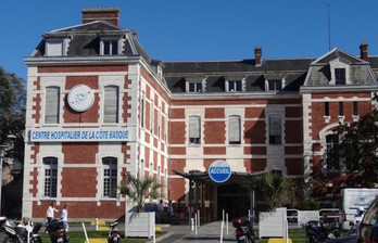 Una cuarentena de pacientes con covid19 están ingresados en el Hospital de Baiona. (NAIZ)
