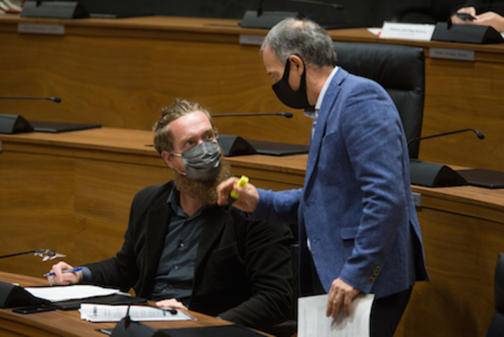 EH Bildu ha conseguido sacar adelante una propuesta para mejorar la atención a menores y dependientes en Nafarroa. (PARLAMENTO DE NAFARROA)