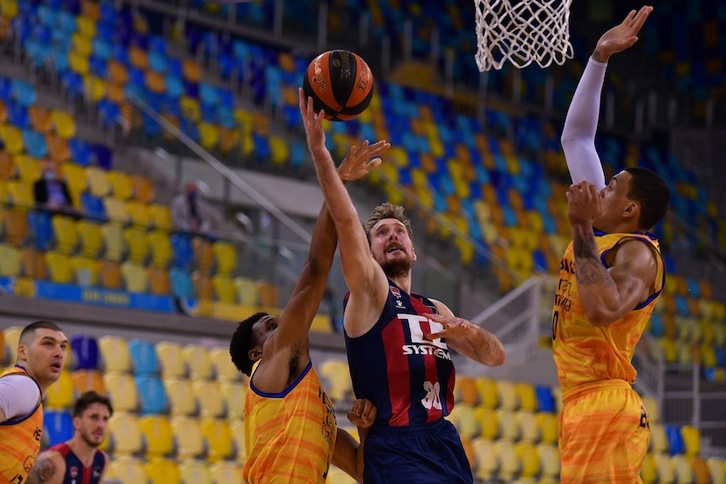 Zoran Dragic, dentro del desmadre baskonista, ha sido uno de los mejores jugadores, precisamente por ser el más regular. (F. ROBLEDANO / ACB PHOTO)