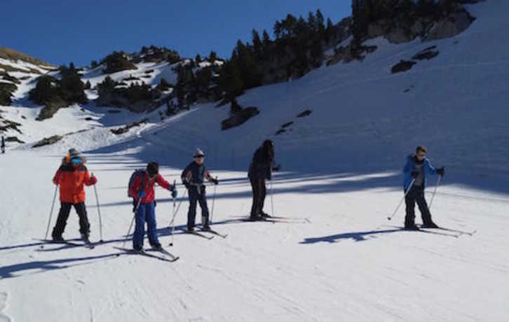 Imagen de la anterior Campaña Escolar de Esquí de Fondo. (GOBIERNO DE NAFARROA)