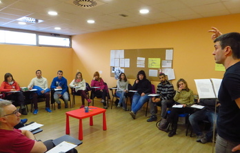 Euskarabidea convoca ayudas para gastos del covid para los centros de enseñanza de euskara para adultos.