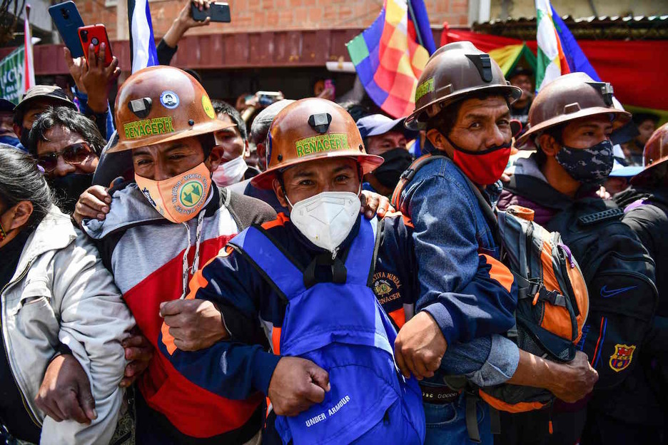 Simpatizantes de Morales han protegido al expresidente boliviano. (ROnaldo SCHEMIDT / AFP)