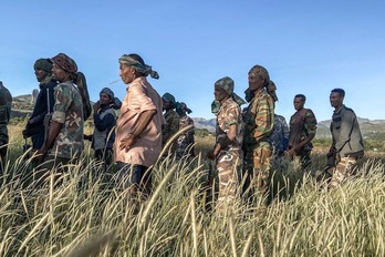 Milicianos de Amhara reciben entrenamiento en Addis Zemen. (Eduardo SOTERAS/AFP)