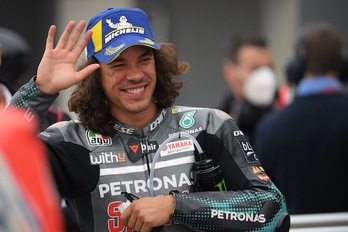 Franco Morbidelli, feliz tras lograr la pole en Cheste (Lluis GENE / AFP)