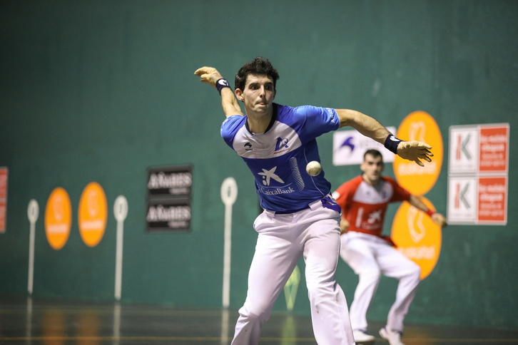 Jokin Altunak oso partida serioa jokatuta lortu du finalerdietarako txartela. (Endika PORTILLO/FOKU)