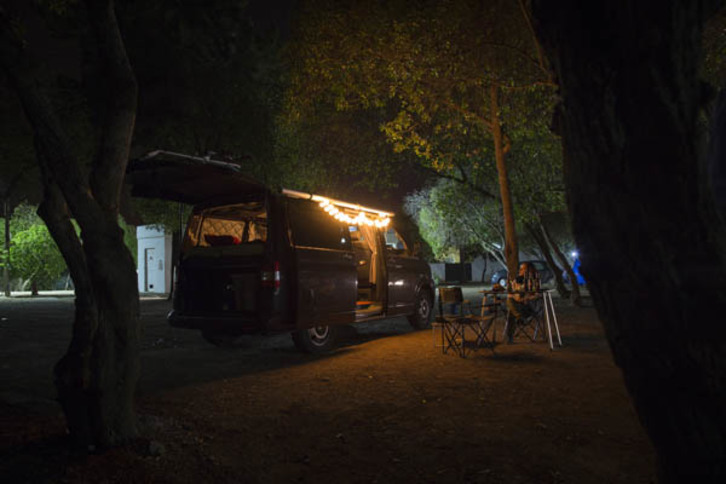 Algarveko karabanen guneak oso aproposak dira udako gau beroak igarotzeko.