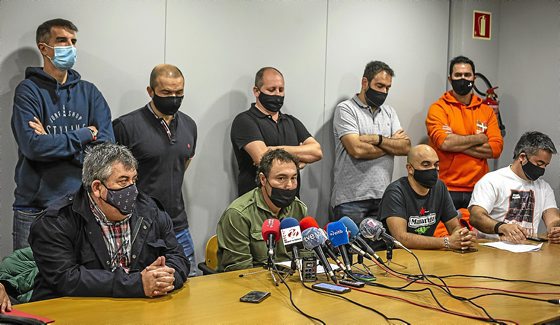 Zamaketariek «inposaketaren bidea» hautatu izana leporatu diete enpresei