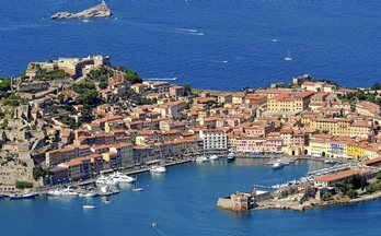 Leku lasaiak aurki daitezke Toskanan.