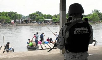 Tras el paso de las tormentas tropicales Eta e Iota, salir de Honduras es quizás aún más urgente.