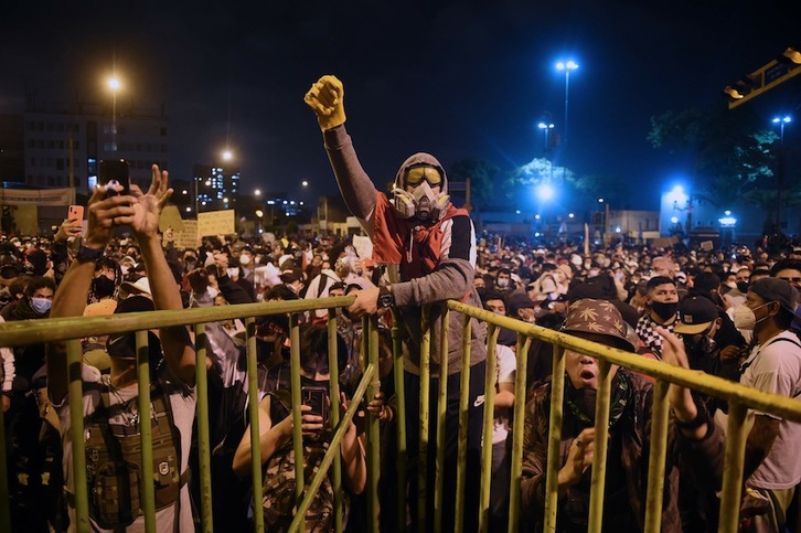Las protestas se han saldado con dos jóvenes muertos y decenas de heridos. (Ernesto BENAVIDES/AFP) 