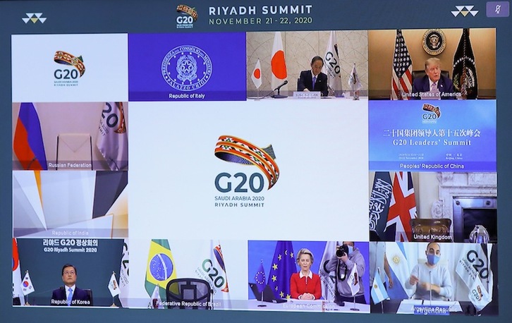 La cumbre del G20 se está desarrollando telemáticamente. Trump aparece en la esquina superior derecha. (Yves HERMAN | AFP)