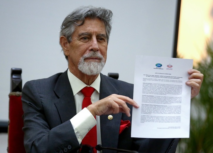 Sagasti Peruko presidente berria. (AFP)