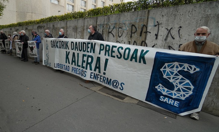 Sarek eta Etxeratek Gasteizen egindako prentsaurrekoa. (Gotzon ARANBURU/FOKU)