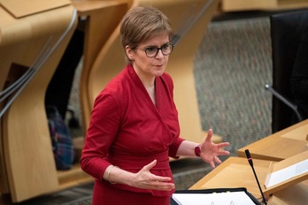 La ministra principal escocesa en el Parlamento de  Holyrood. (Andy BUCHANAN/ AFP) 