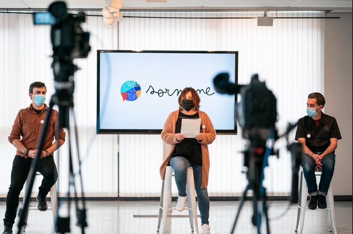 Hernando, Espilla eta Barandiaran, astearte honetan egindako aurkezpenean. (Endika Portillo | FOKU)