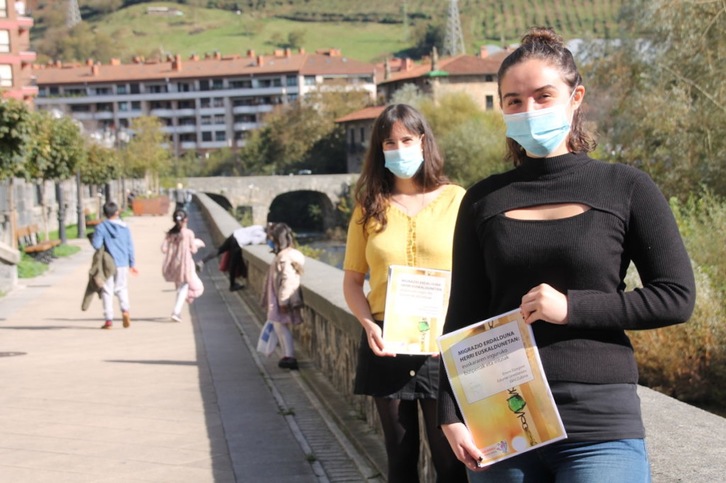 Edurne Urrestarazu eta Enara Eizagirre, ikerlanaren egileetako bi.
