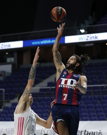 Ni la intensidad indomable que siempre saca Pierria Henry ha bastado esta vez para alcanzar la victoria en Madrid. (P. CASTILLO / ACB PHOTO)