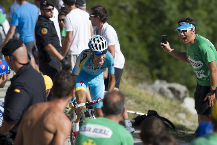 Fabio Aru en una etapa de la Vuelta de España de 2014. (Iñigo URIZ / FOKU)