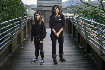 Hize Andueza eta Xochitl Karasatorre aitak preso dituzte. (Jon URBE/FOKU)