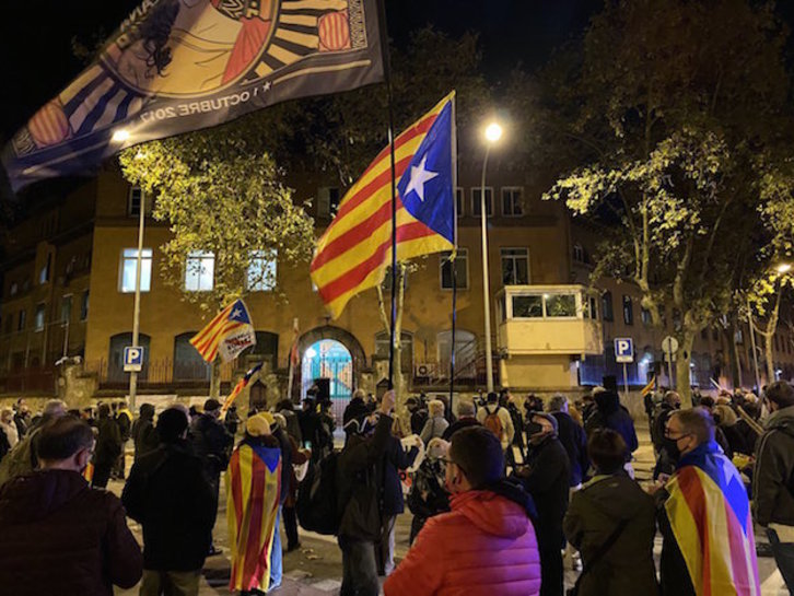 Protestas ante las prisiones. (@assemblea)