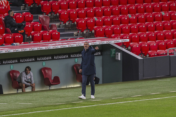 Garitano durante el partido ante el Celta. (Aritz LOIOLA / FOKU)