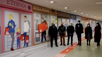 Responsables forales y del comercio de Bizkaia, en la presentación de la campaña.