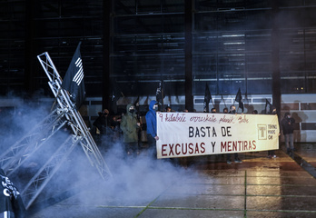 Durangoko  Azikarena taraian egindako protesta ekitaldia