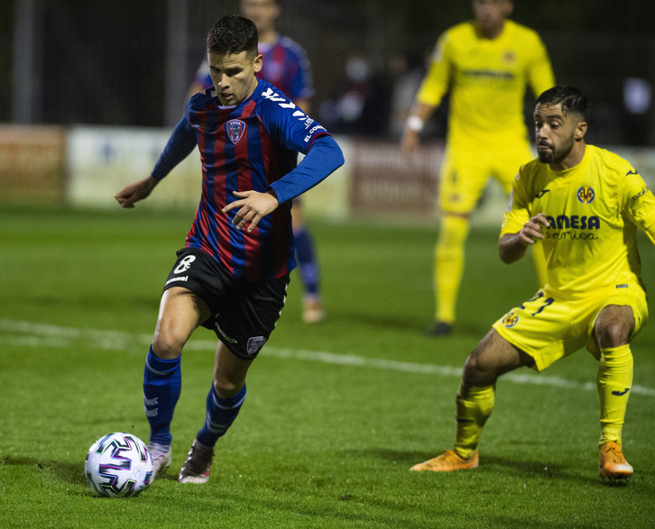 El Leioa le ha plantado cara al Villarreal y solo le ha faltado acierto en ataque para meterle en problemas. (Monika DEL VALLE/FOKU)