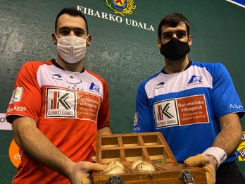 Jaka eta Ezkurdia, iganderako hautatu dituzten pilotak erakusten (ASPE)