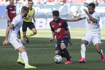 Ruben García frente al Granada del pasado curso. (Jagoba MANTEROLA / FOKU)