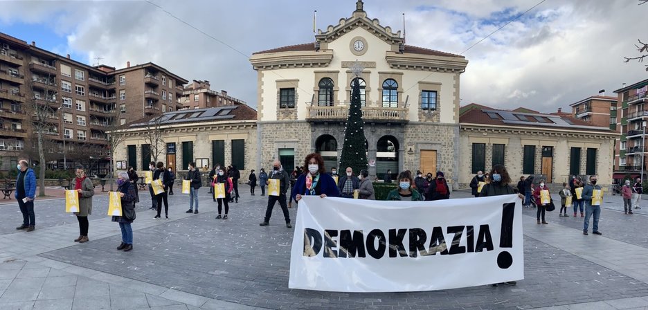 Amurrion egin duten elkarretaratzea. (EH Bildu)