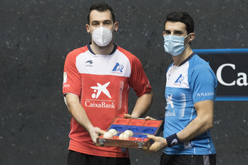 Jaka y Altuna han apartado el material de la final muy rápido. (Gorka RUBIO/FOKU)