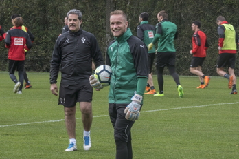 Yoel, en una sesión de entrenamiento del Eibar. (Andoni CANELLADA / FOKU)