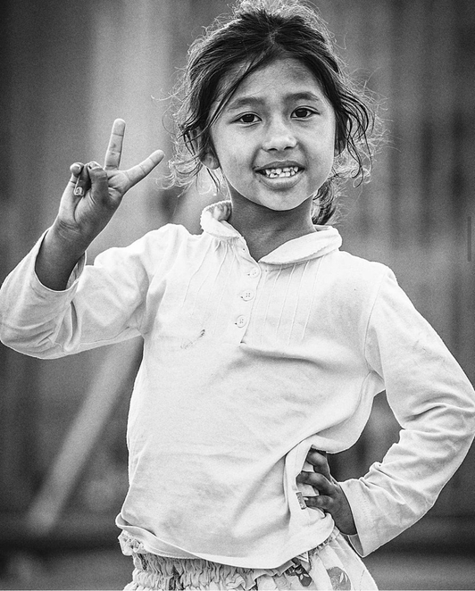 Lesboseko haur baten irudia, Kikarakada liburuan bildu denetako bat. (Galder IZAGIRRE)