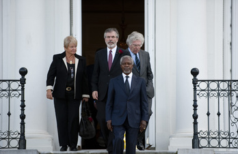 Aieteko Konferentzian nazioartetik etorritako ospe handiko pertsonak. (Raúl BOGAJO/FOKU)