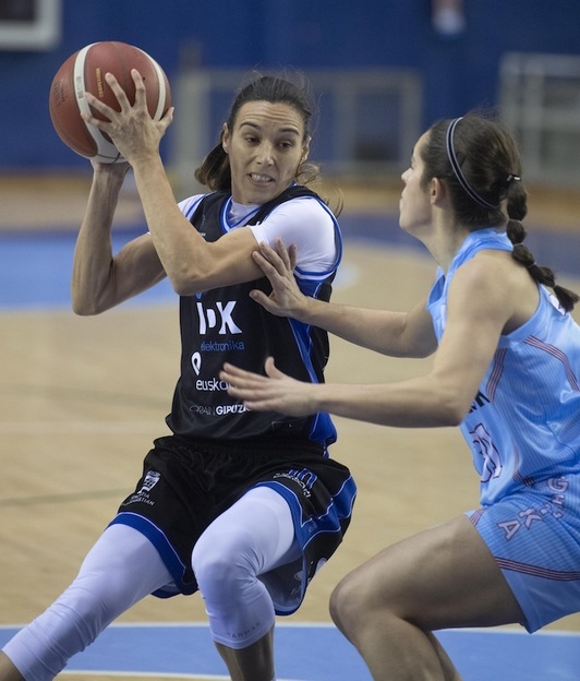 IDK Euskotren, en el derbi ante Lointek Gernika Bizkaia del pasado mes de noviembre. (Jon URBE / FOKU)