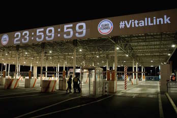 El eurotunel, la pasada medianoche. (Lewis JOLY / AFP)