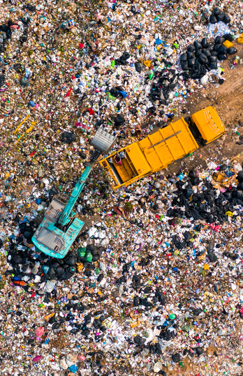 Gizakiok ekoiztutakoa Lurreko biomasak baino gehiago pisatzen du. (GETTY IMAGES)